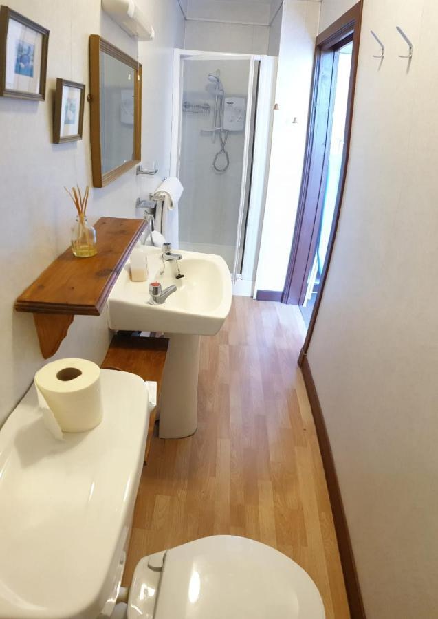 Meadowside Cottages Balavil Экстерьер фото