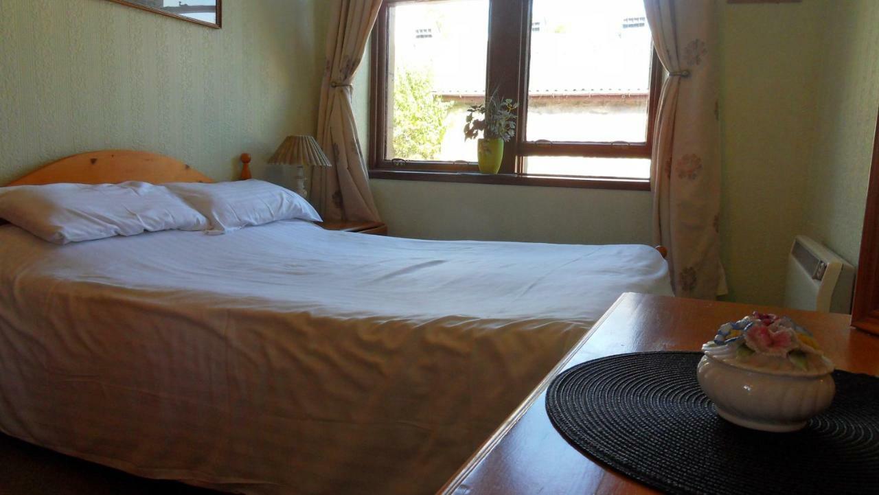 Meadowside Cottages Balavil Экстерьер фото