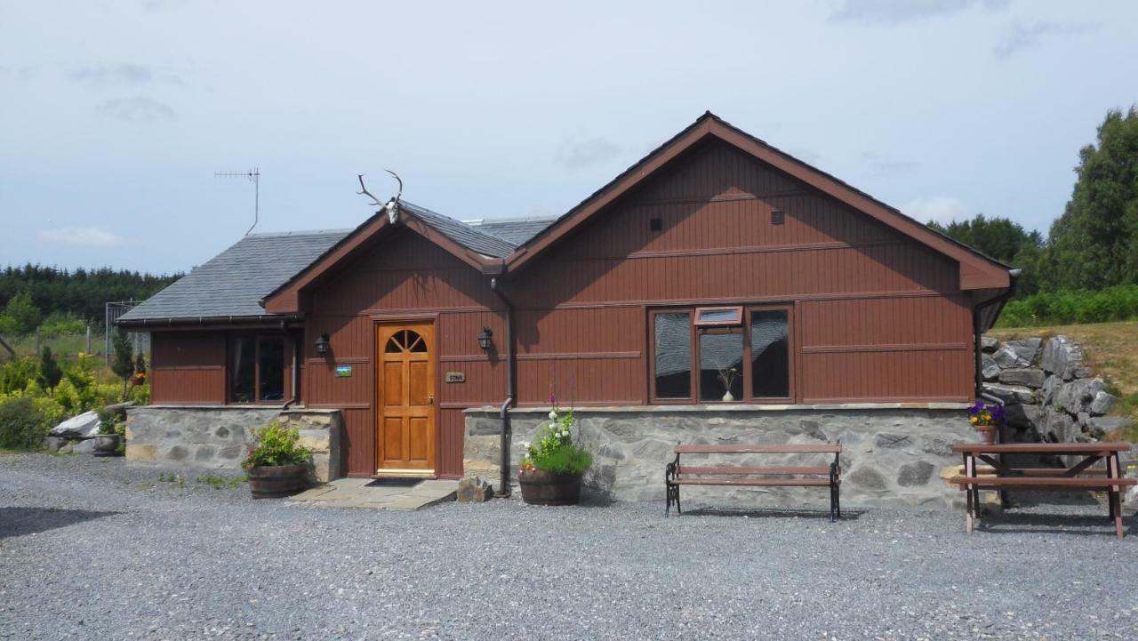 Meadowside Cottages Balavil Экстерьер фото